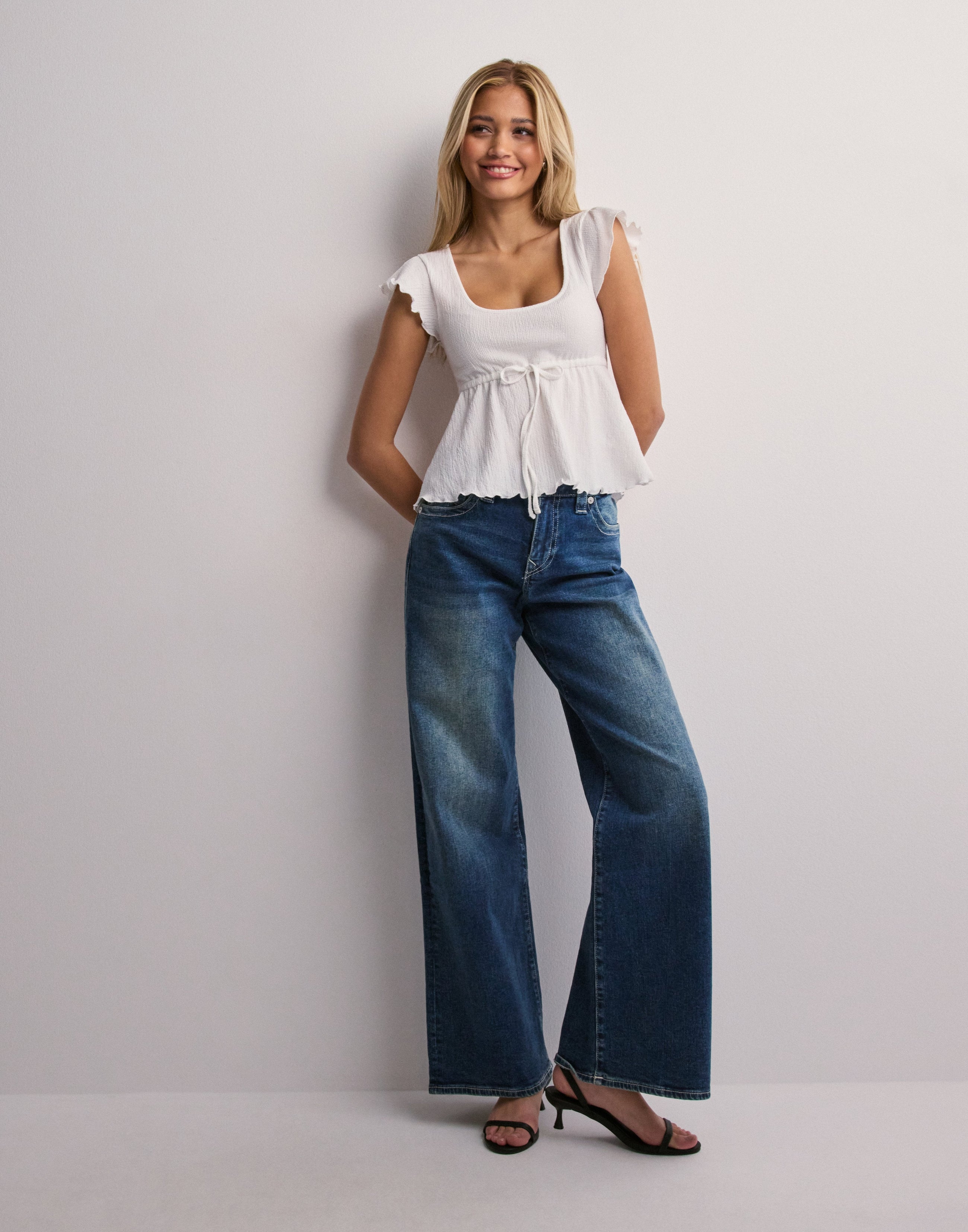 Olivia | Romantic & Airy Top