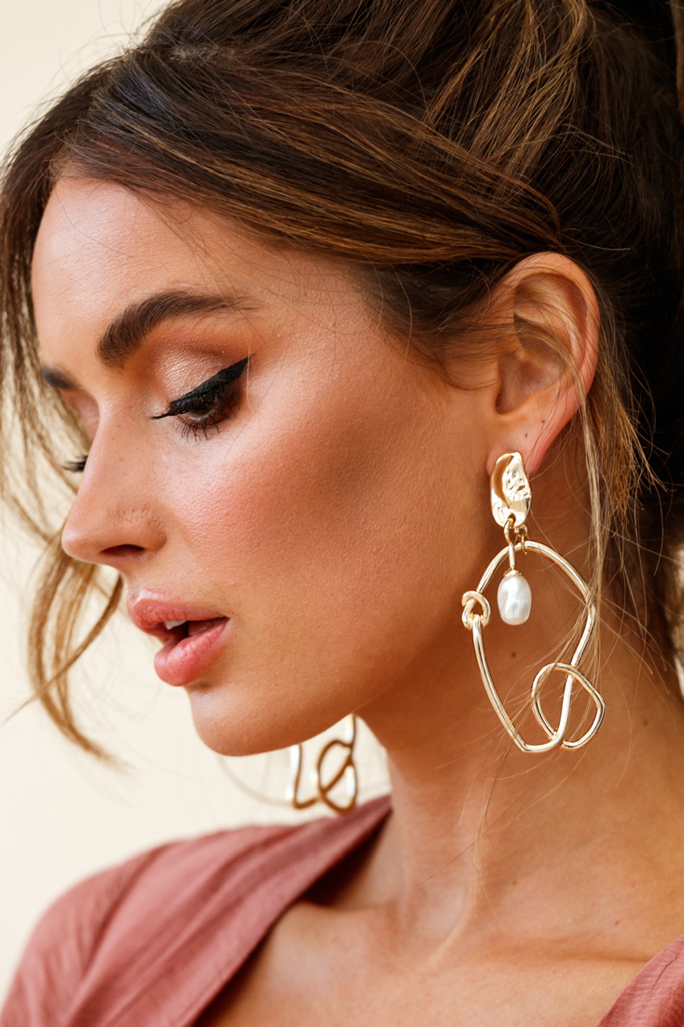 Paloma Abstract Pearl Drop Earrings in Gold