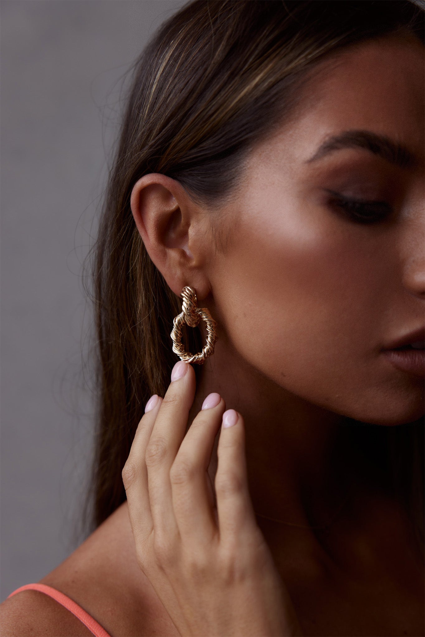 Twisted Oval Earrings Melrose Gold