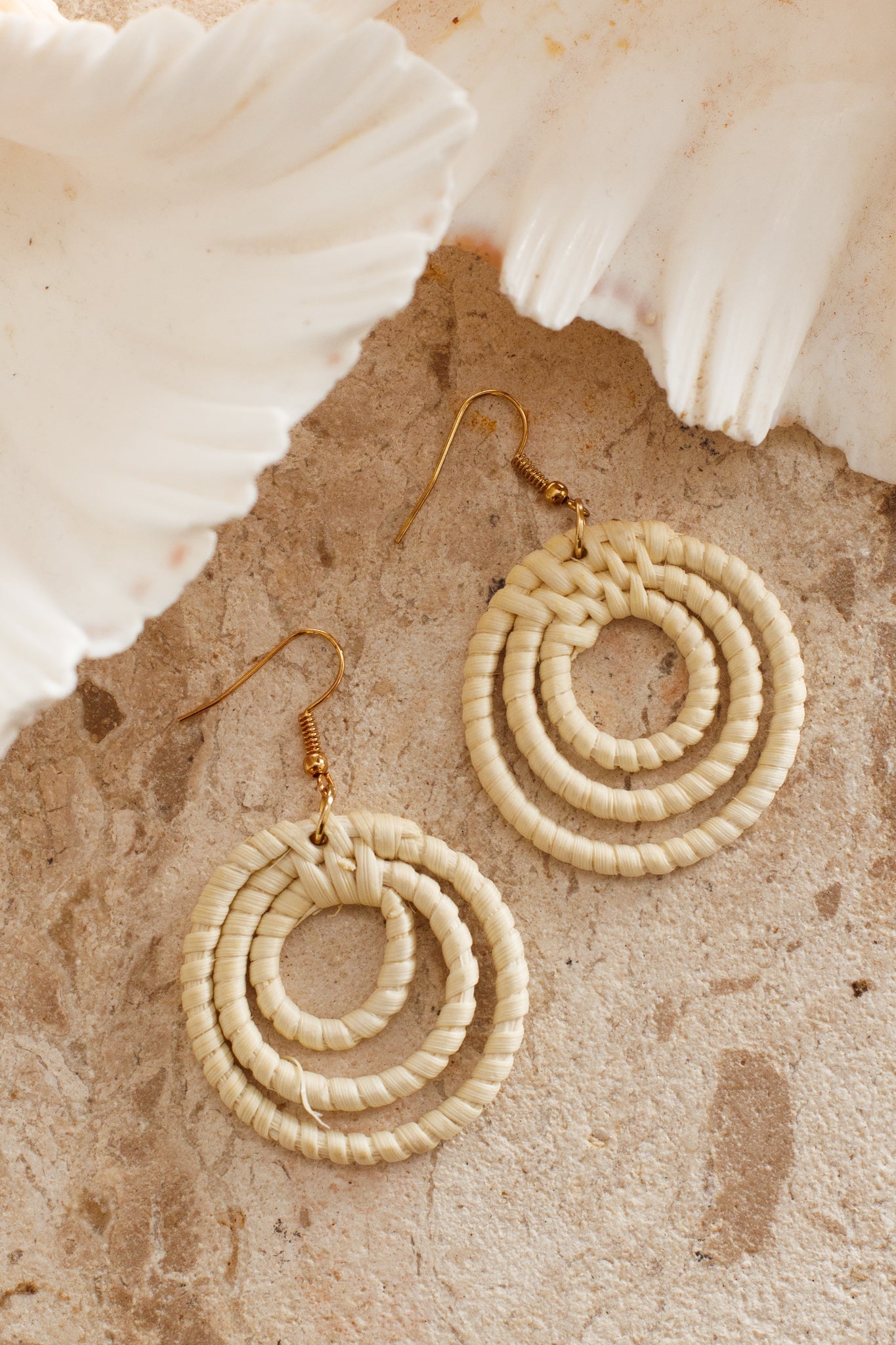Batavia Beige Spiral Rattan Earrings