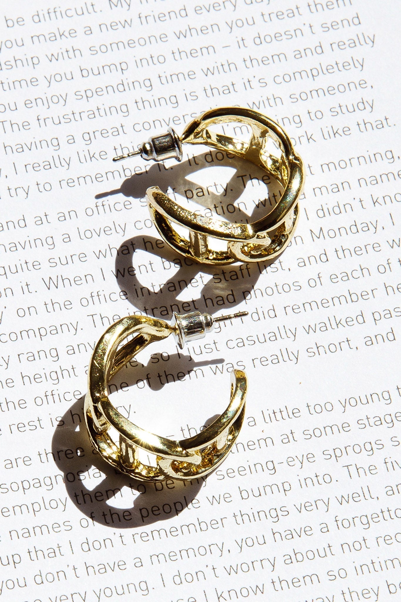 Small Gold Chain Hoop Earrings Knox