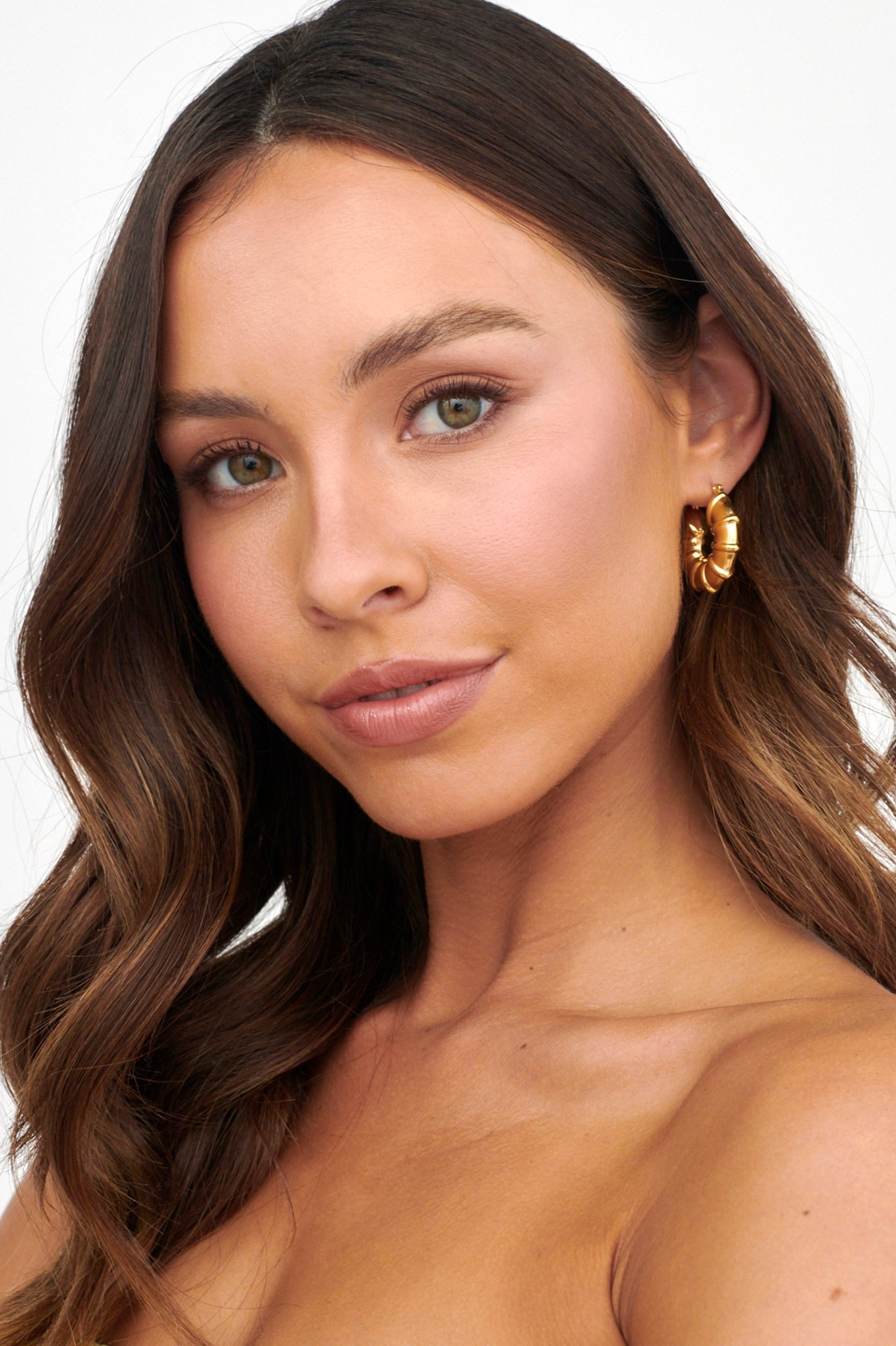 Chunky Ribbed Hoop Earrings Hillary Gold