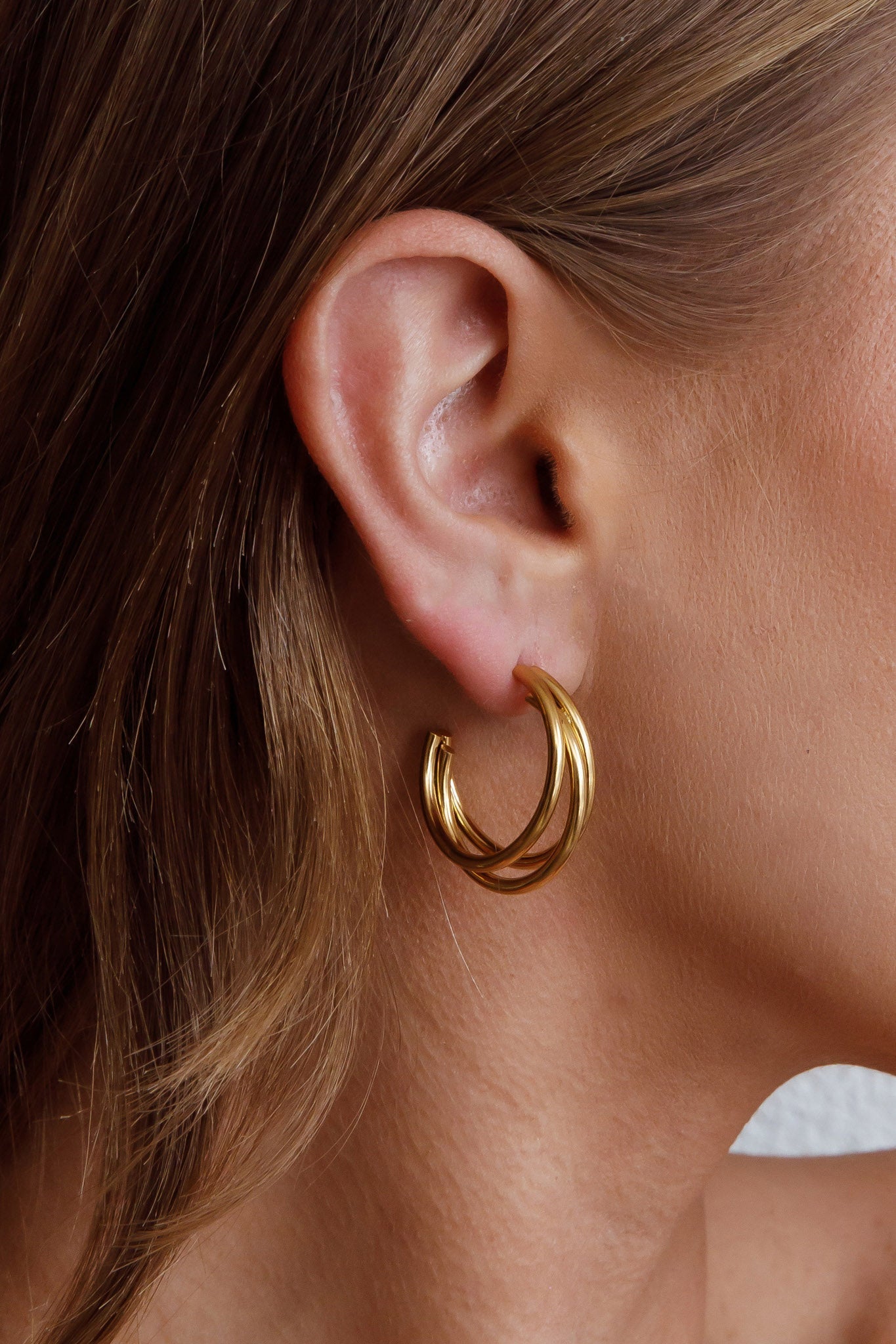 Triple Open Hoop Earrings Dominique in Gold