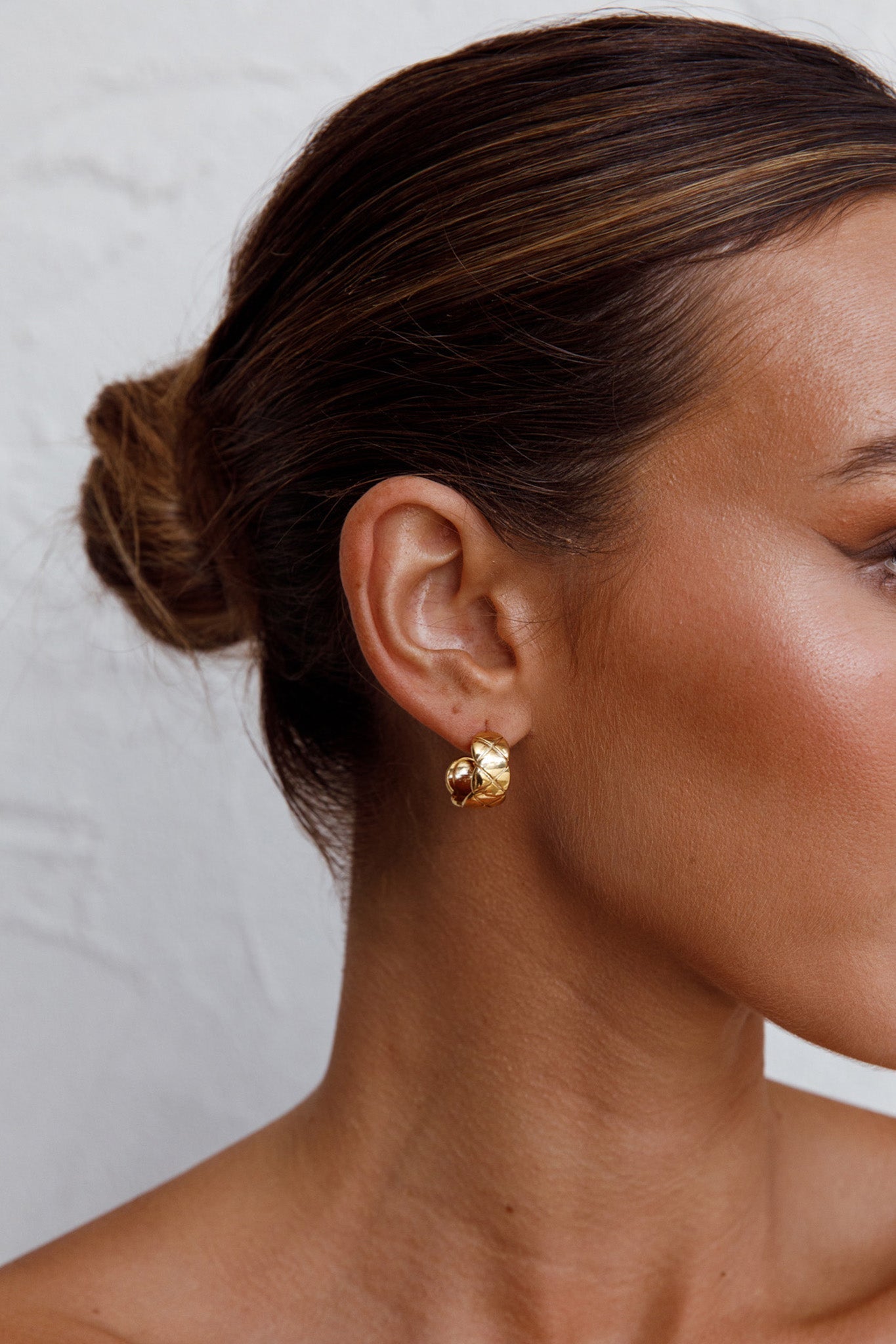 Symphony Woven Hoop Earrings in Gold