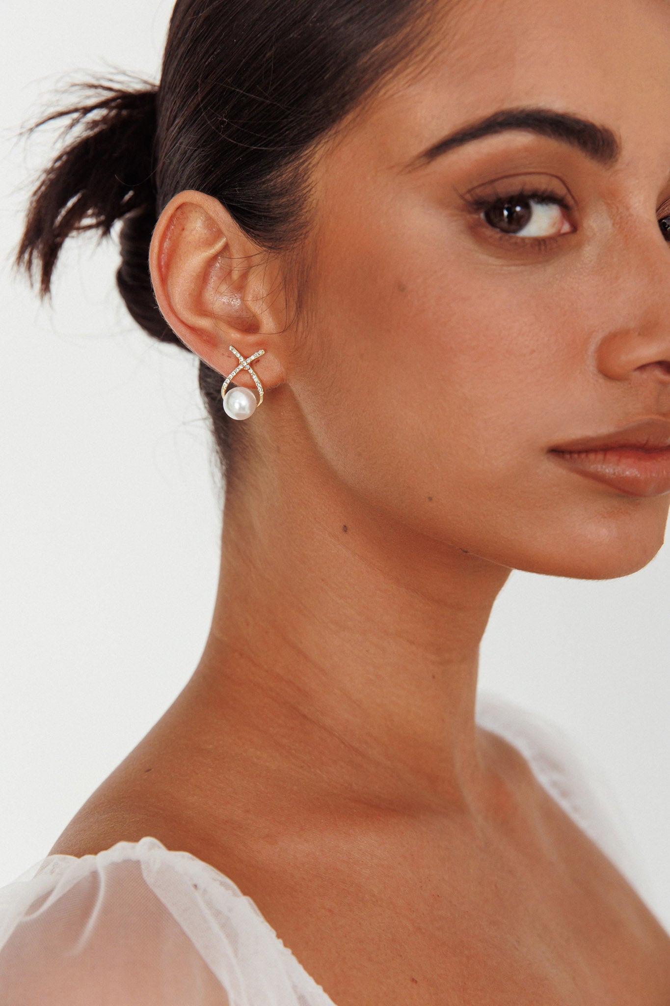 Aliyah Diamante X Pearl Gold Earrings