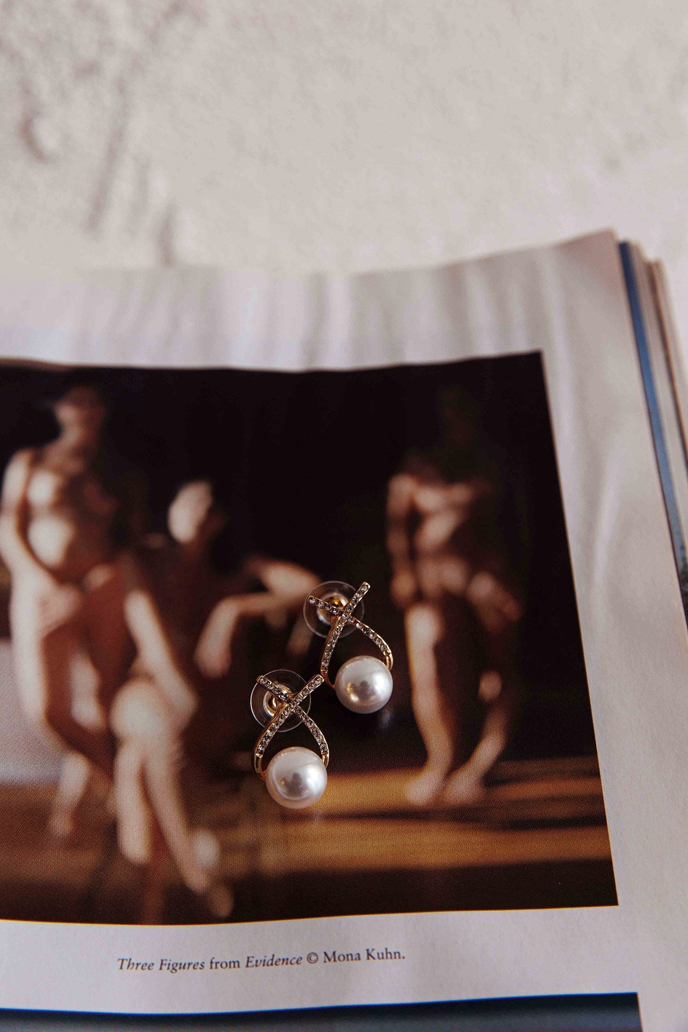 Aliyah Diamante X Pearl Gold Earrings