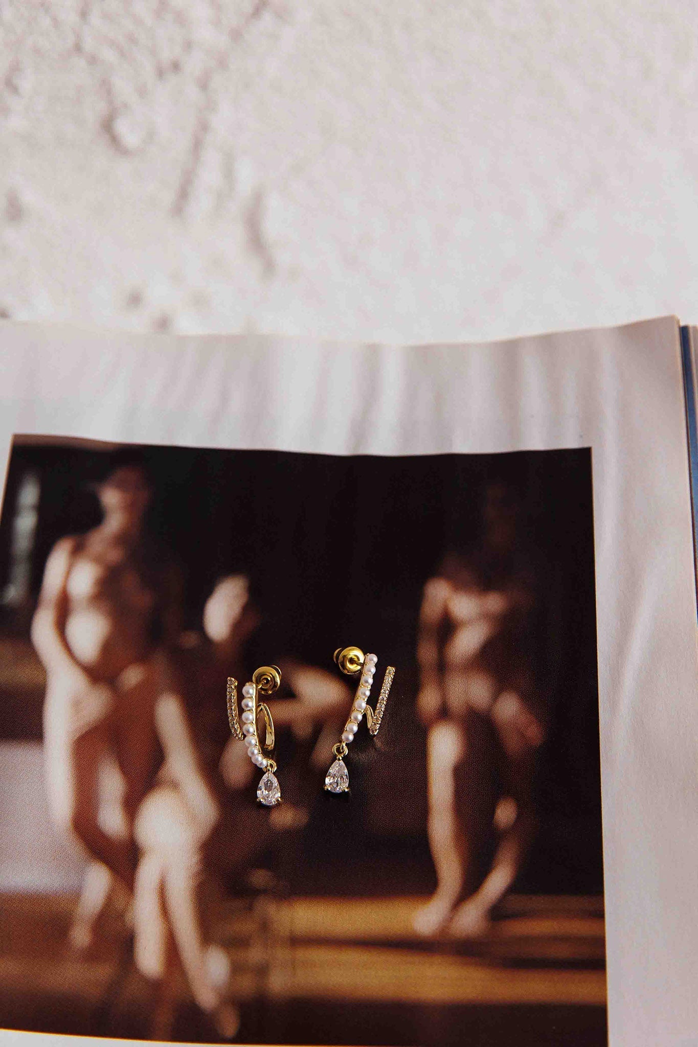 Dawn Gold Double Piercing Illusion Earrings