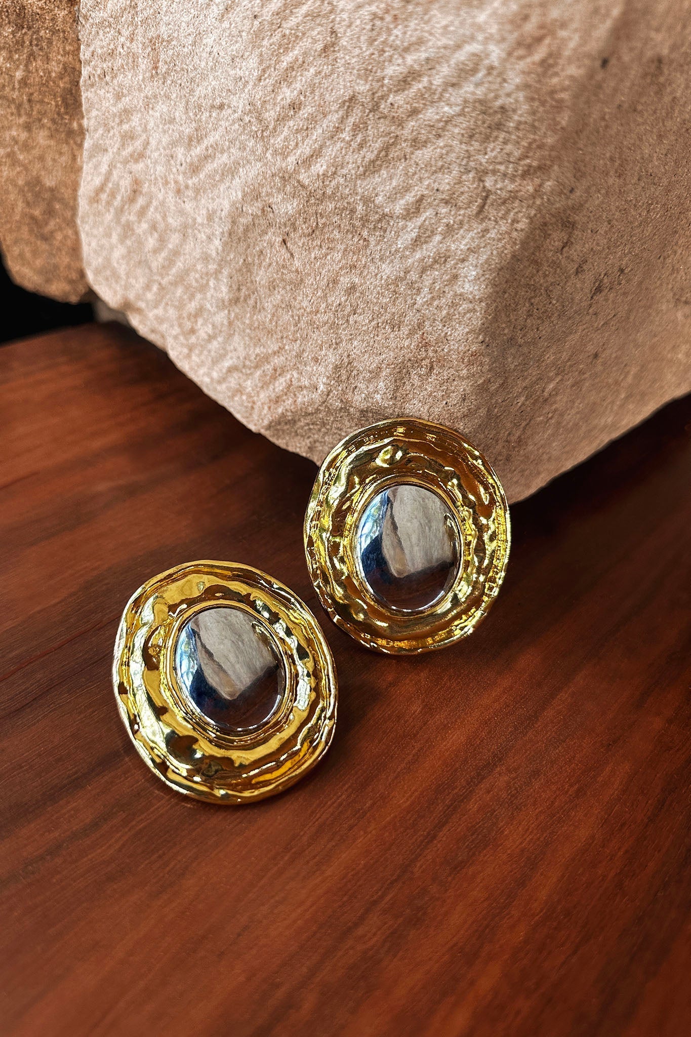 Two-Tone Round Gold Earrings Achilles