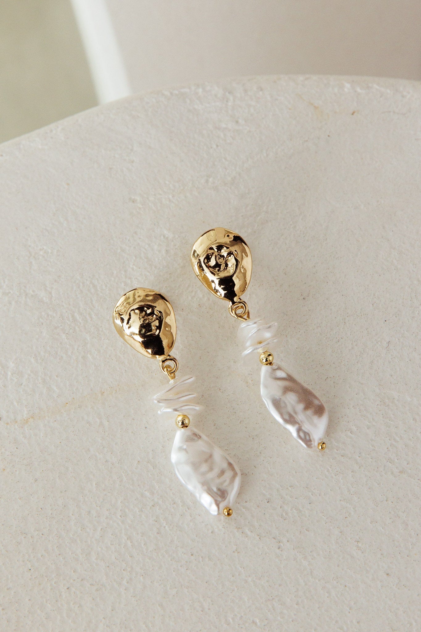 Elysian Hanging Pearl Earrings