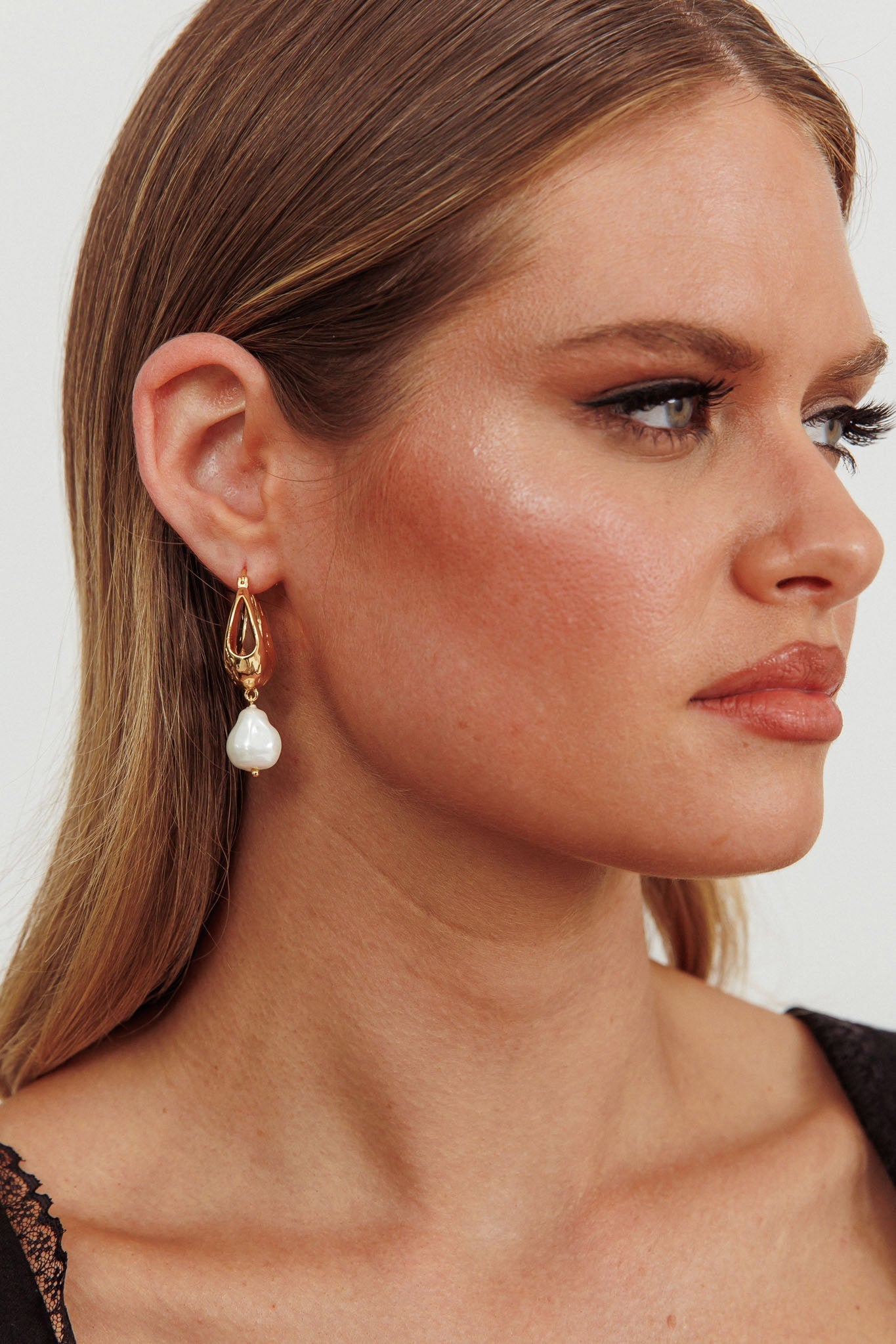 Gold Serotonin Pearl Drop Earrings