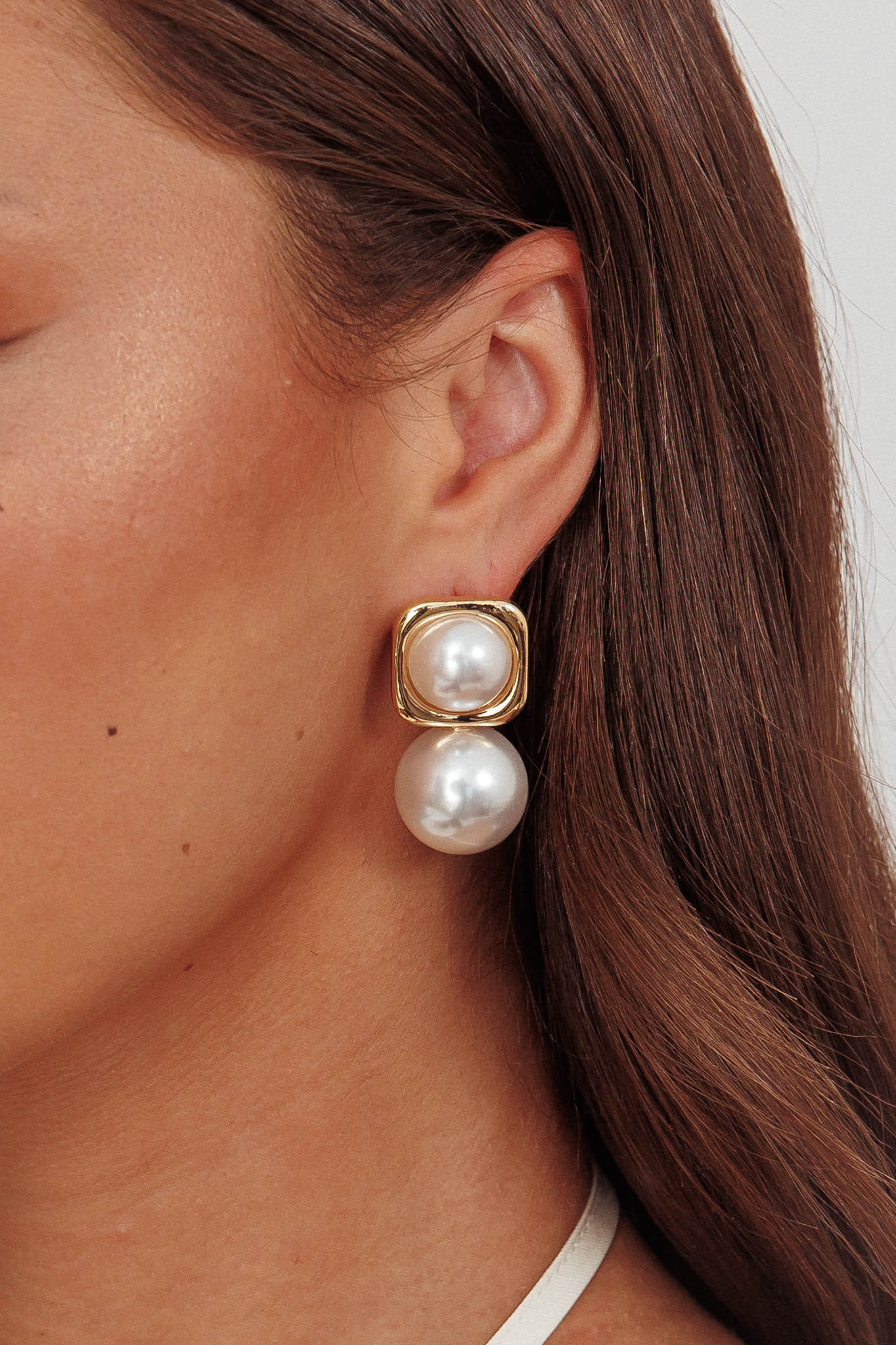 Clara Square Pearl Earrings