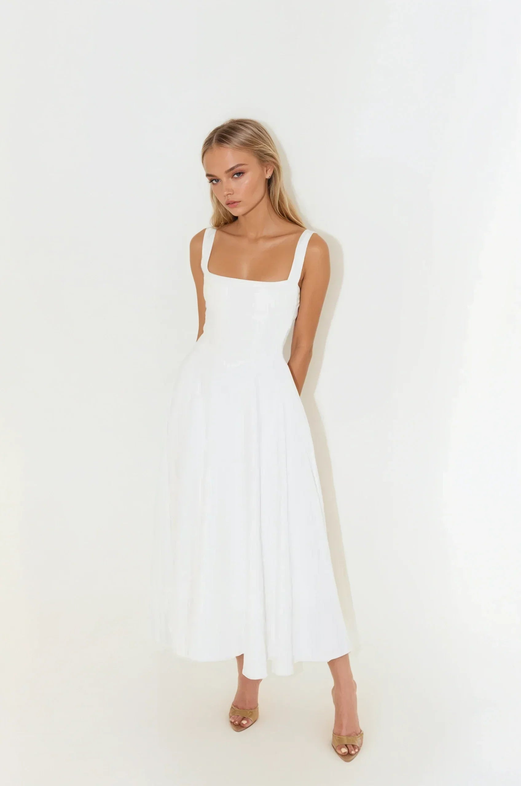 Lilou | Pure Dress & Natural Elegance