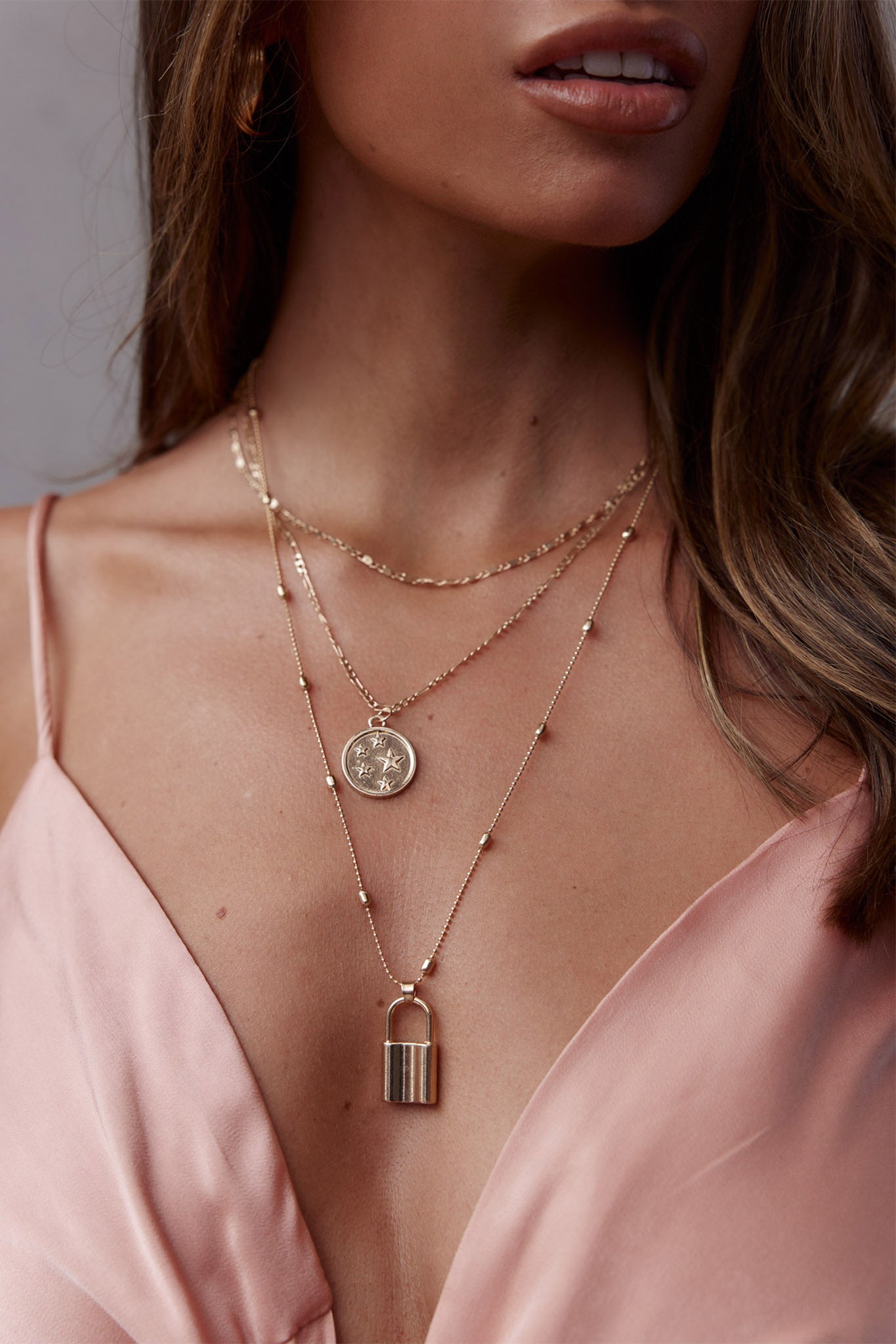 Magic Lock Pendant Necklace Set Gold