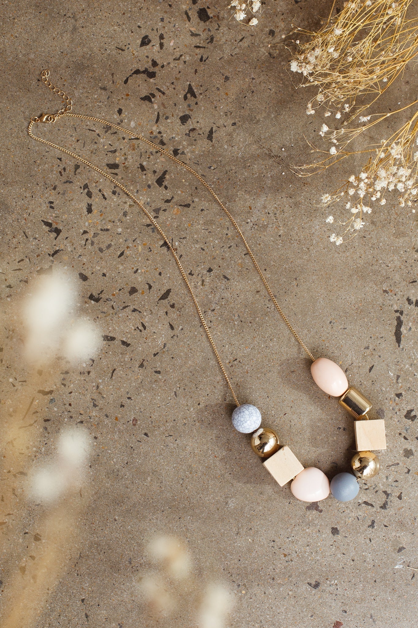 Imogen Mix Rose Pearl Necklace