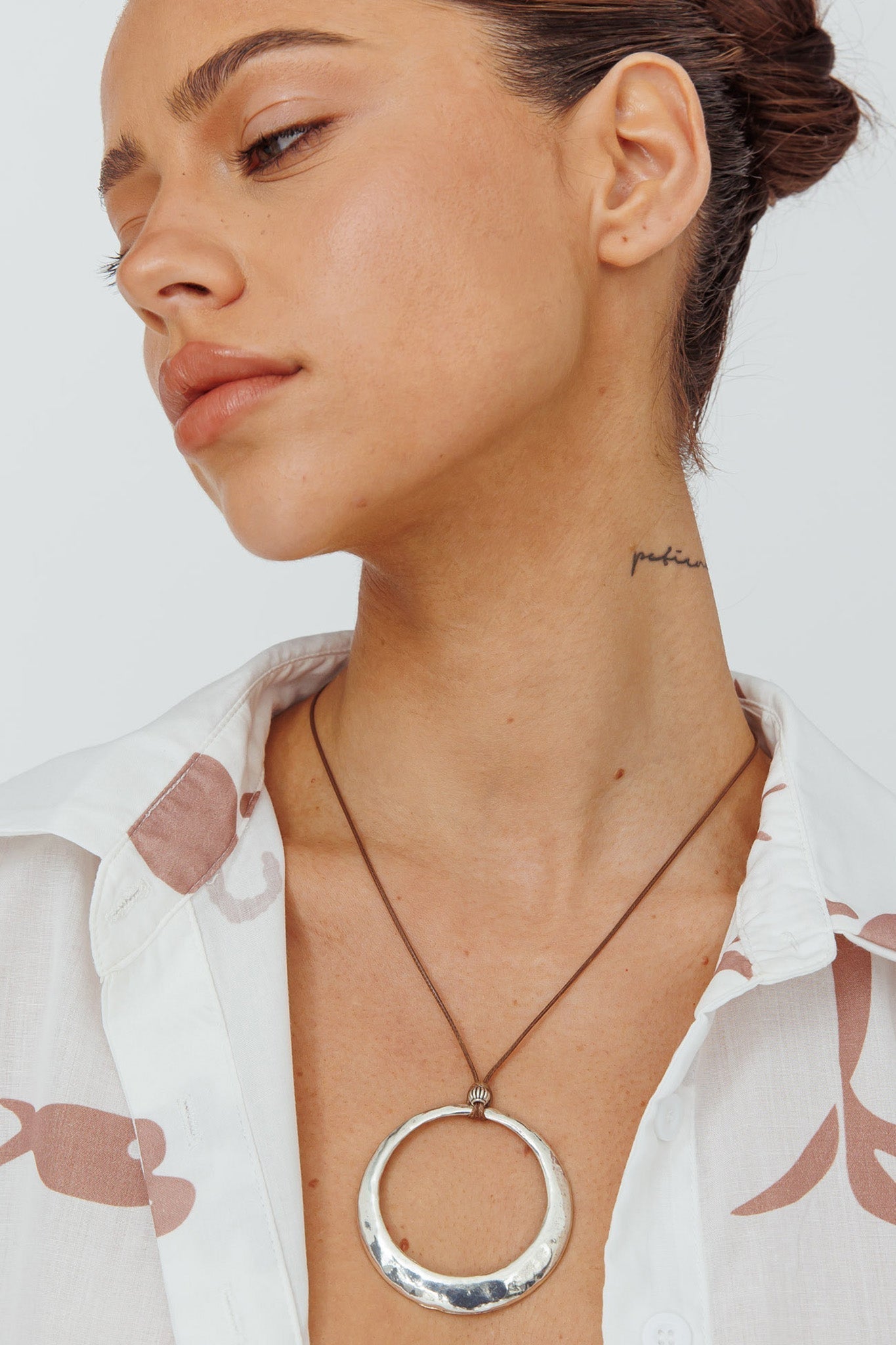 World Circle Pendant Necklace Silver