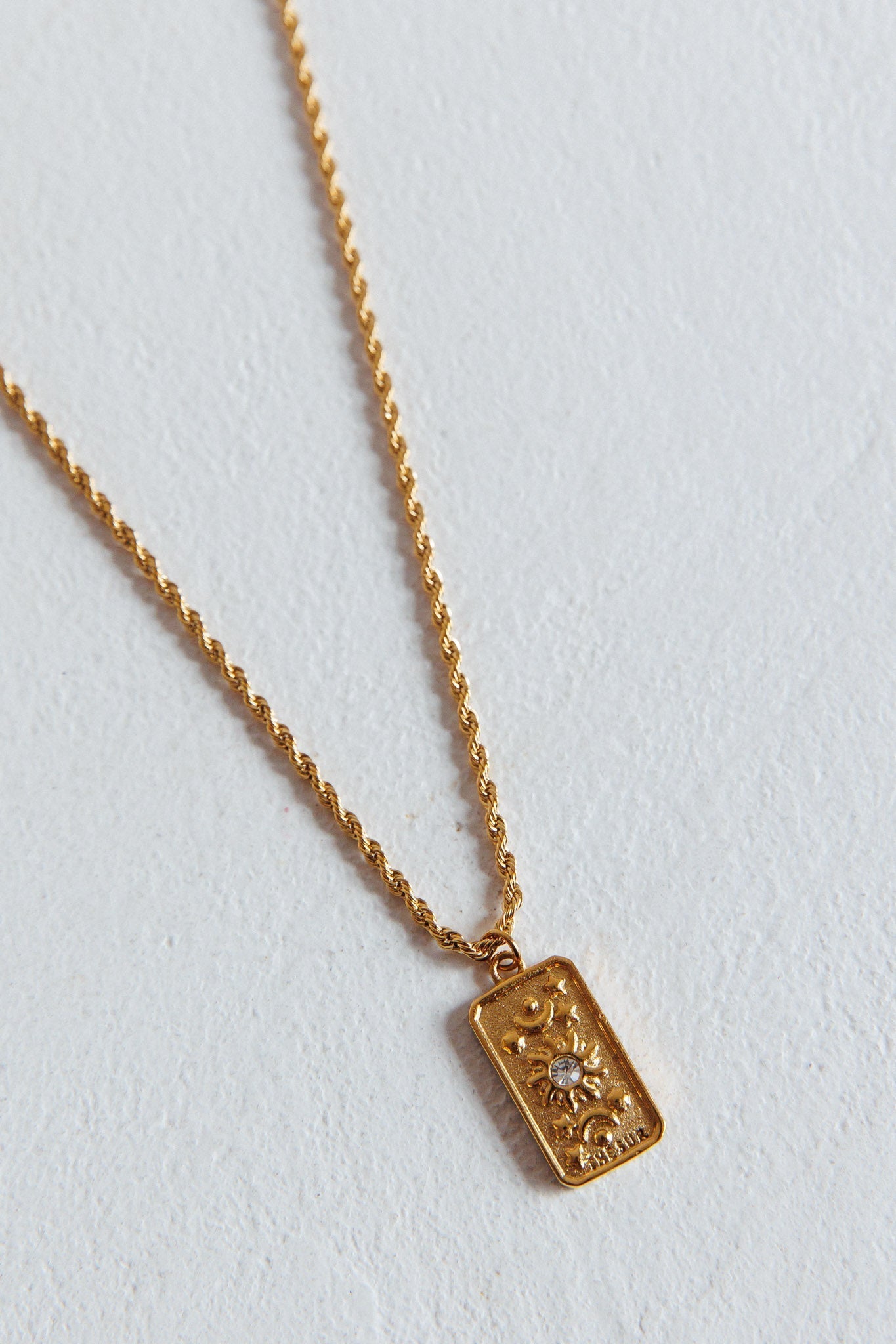 Gold Rope Chain Pendant Necklace
