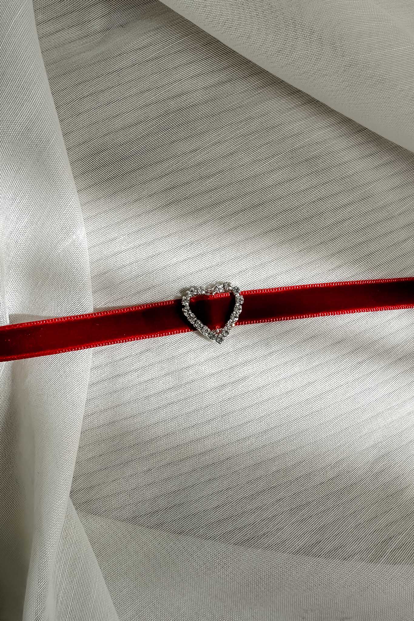 Velvet Choker Necklace Heart Diamante Lola Red