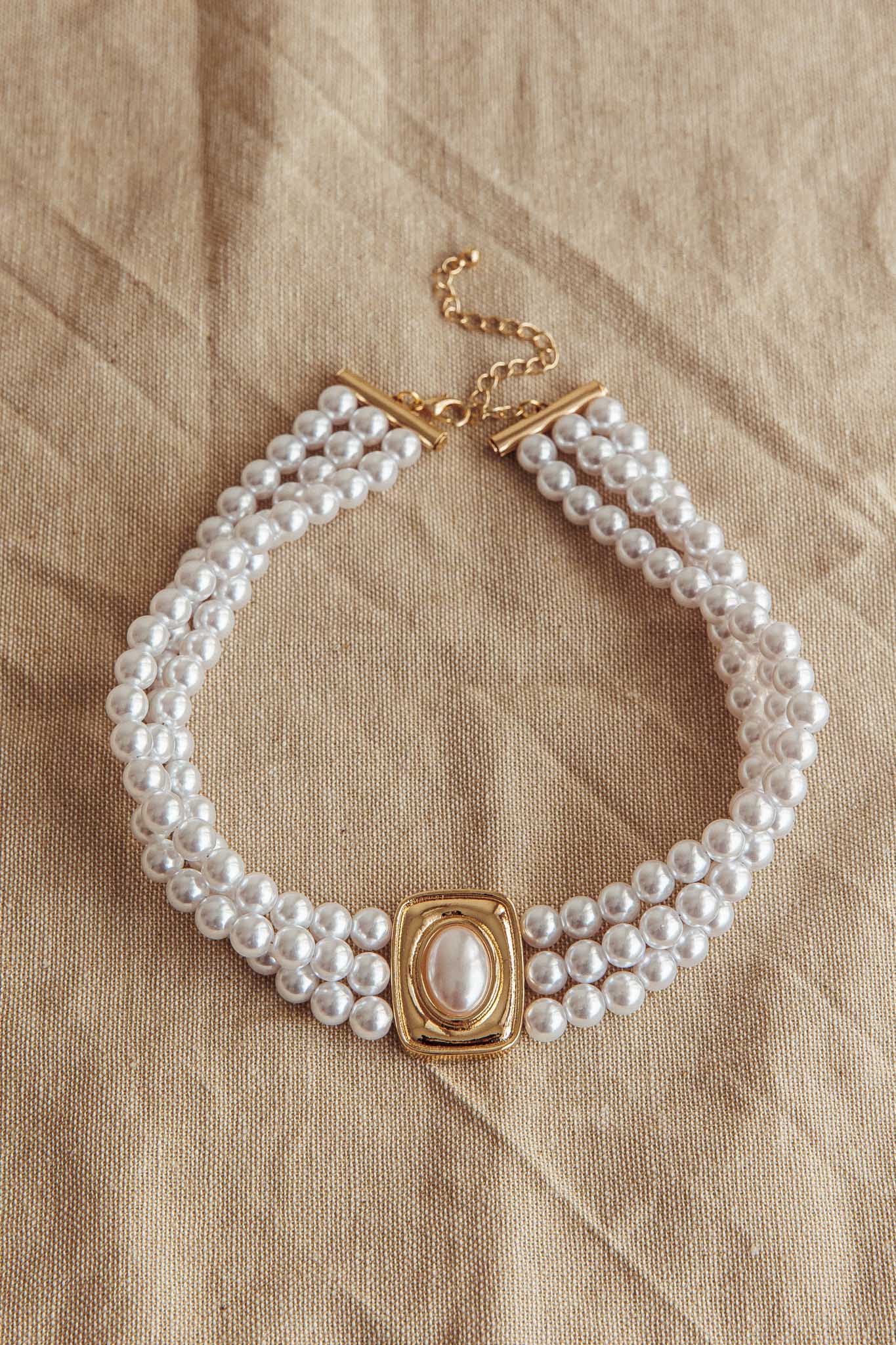 Tamra Squoval Pearl Gold Pendant Necklace