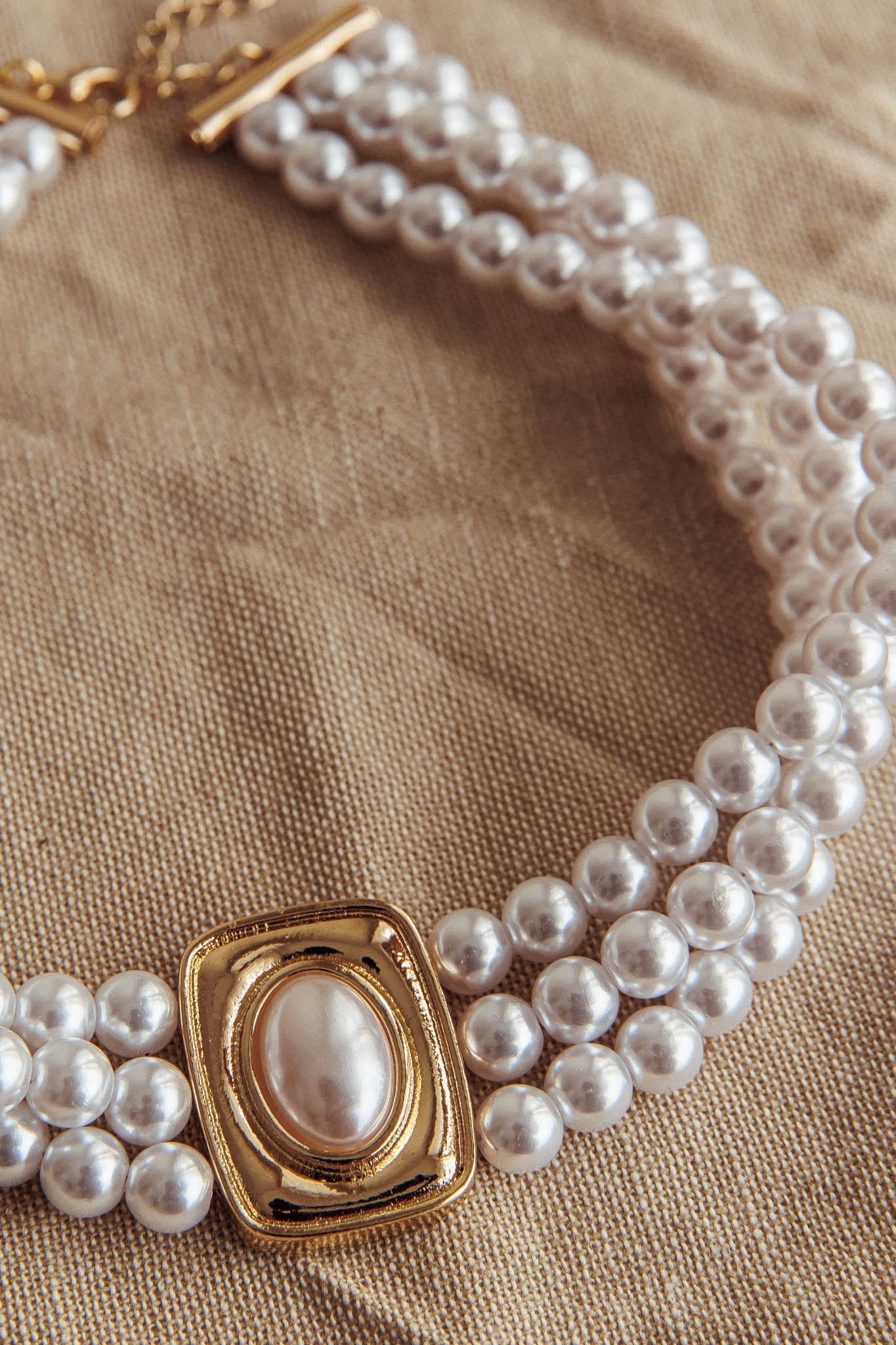 Tamra Squoval Pearl Gold Pendant Necklace