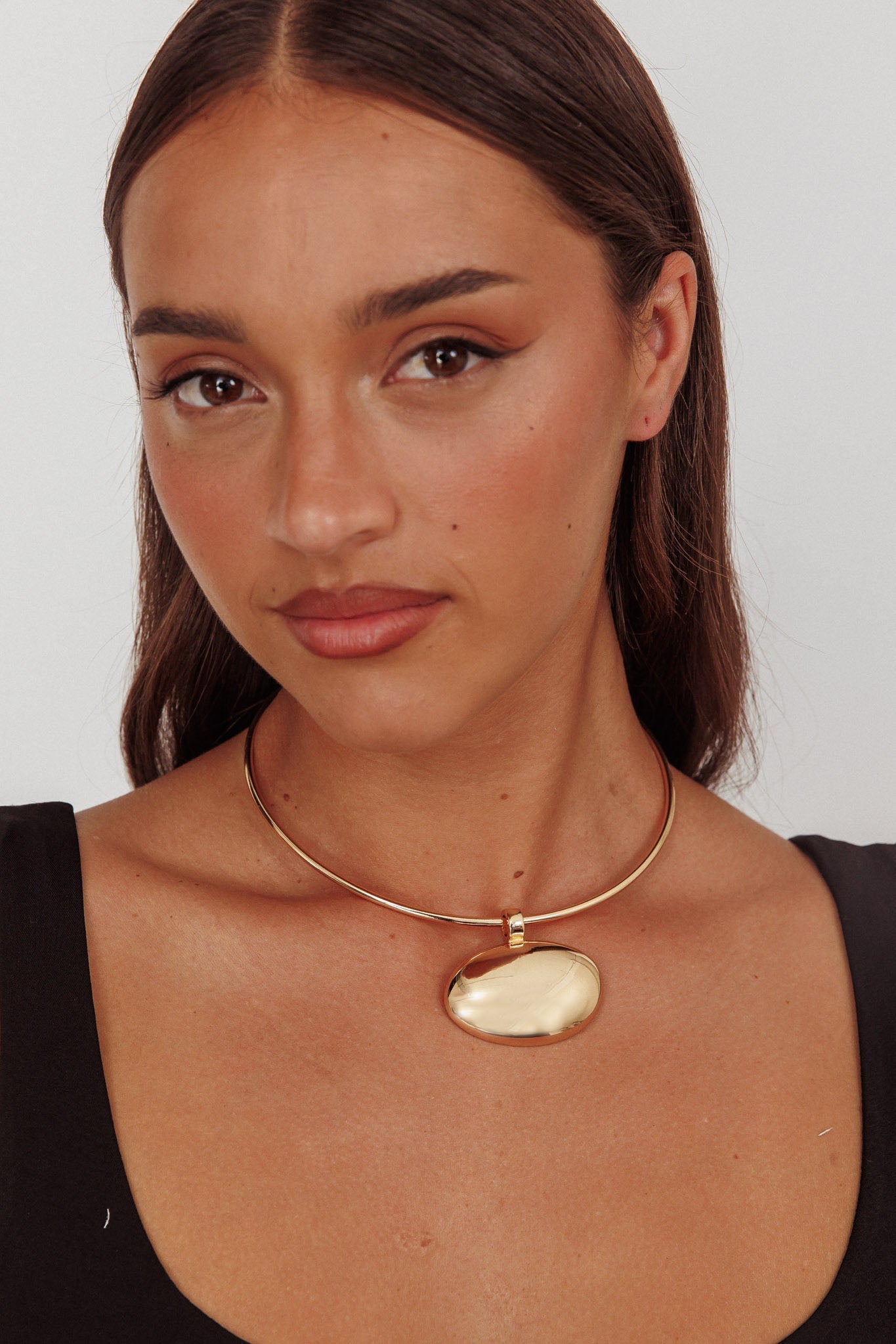 It's Fate Choker Necklace in Gold