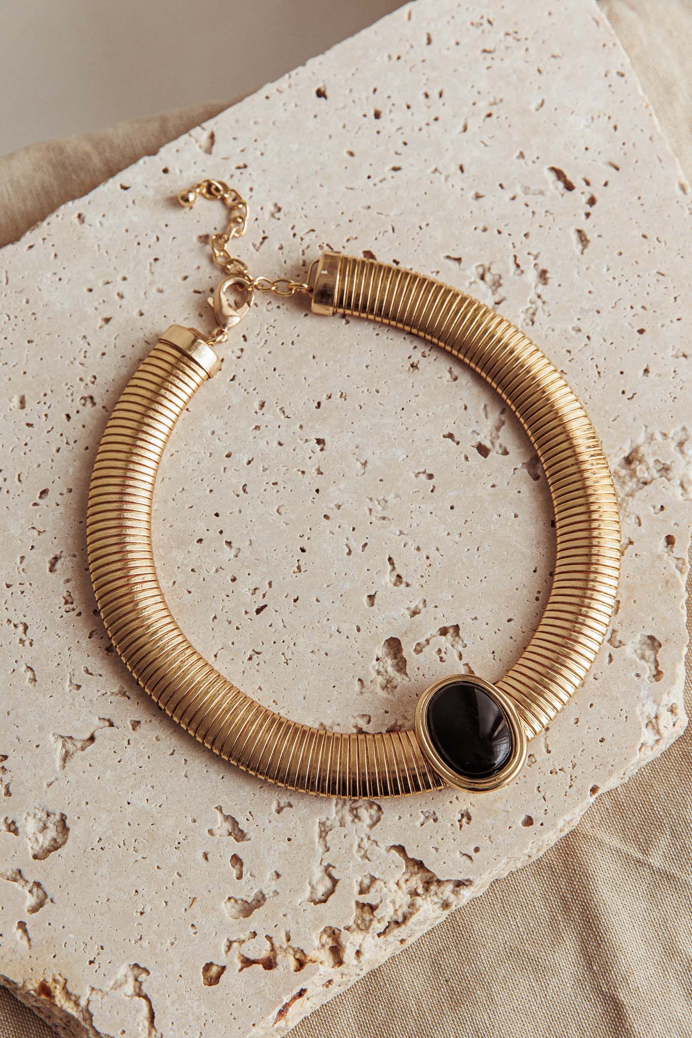 Oval Cleopatra Pendant Necklace Black Gold