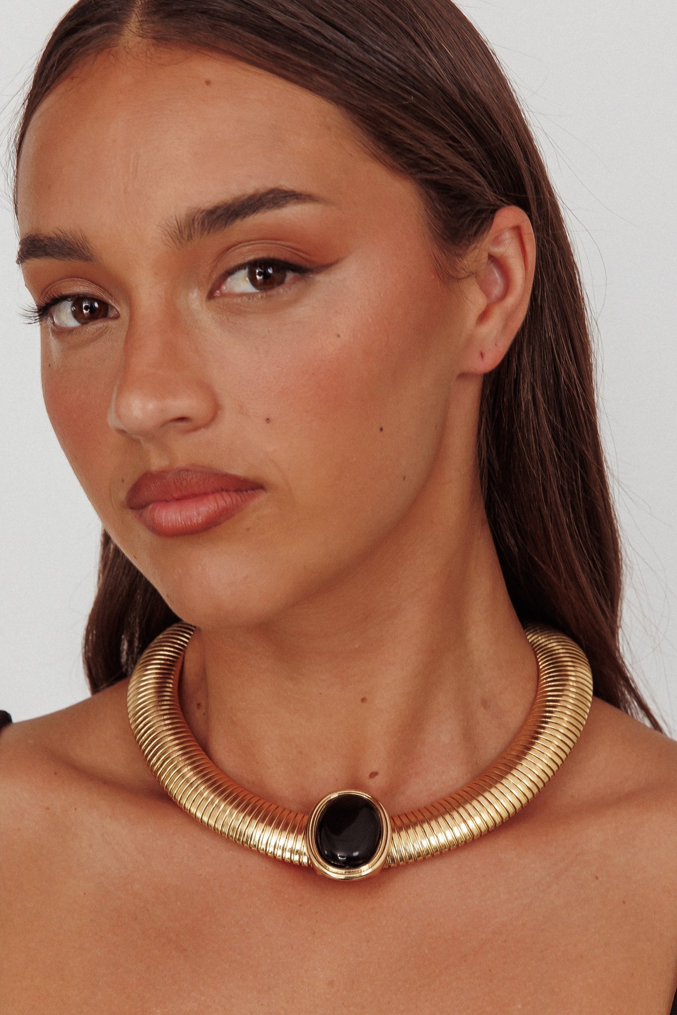 Oval Cleopatra Pendant Necklace Black Gold