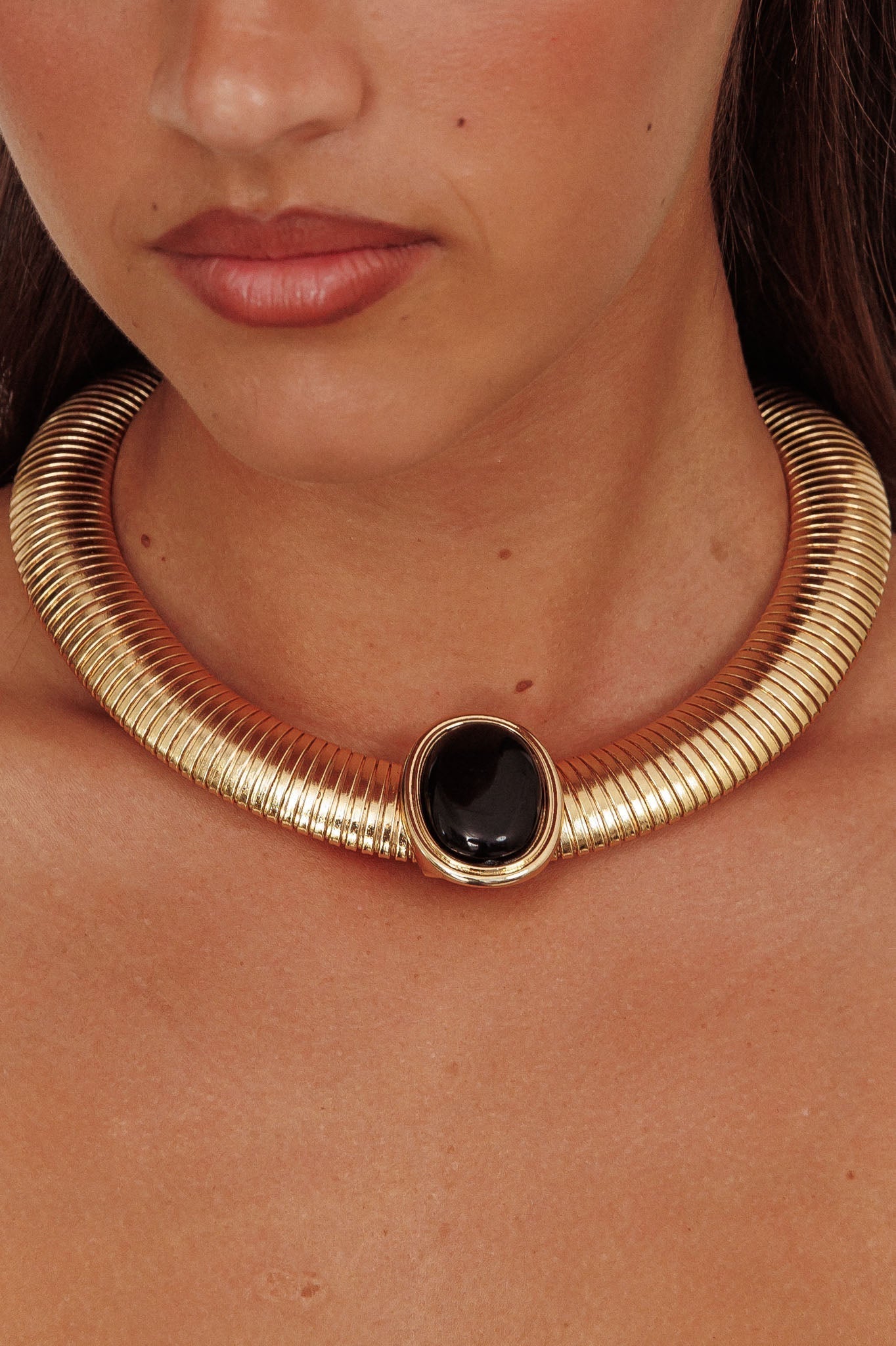 Oval Cleopatra Pendant Necklace Black Gold