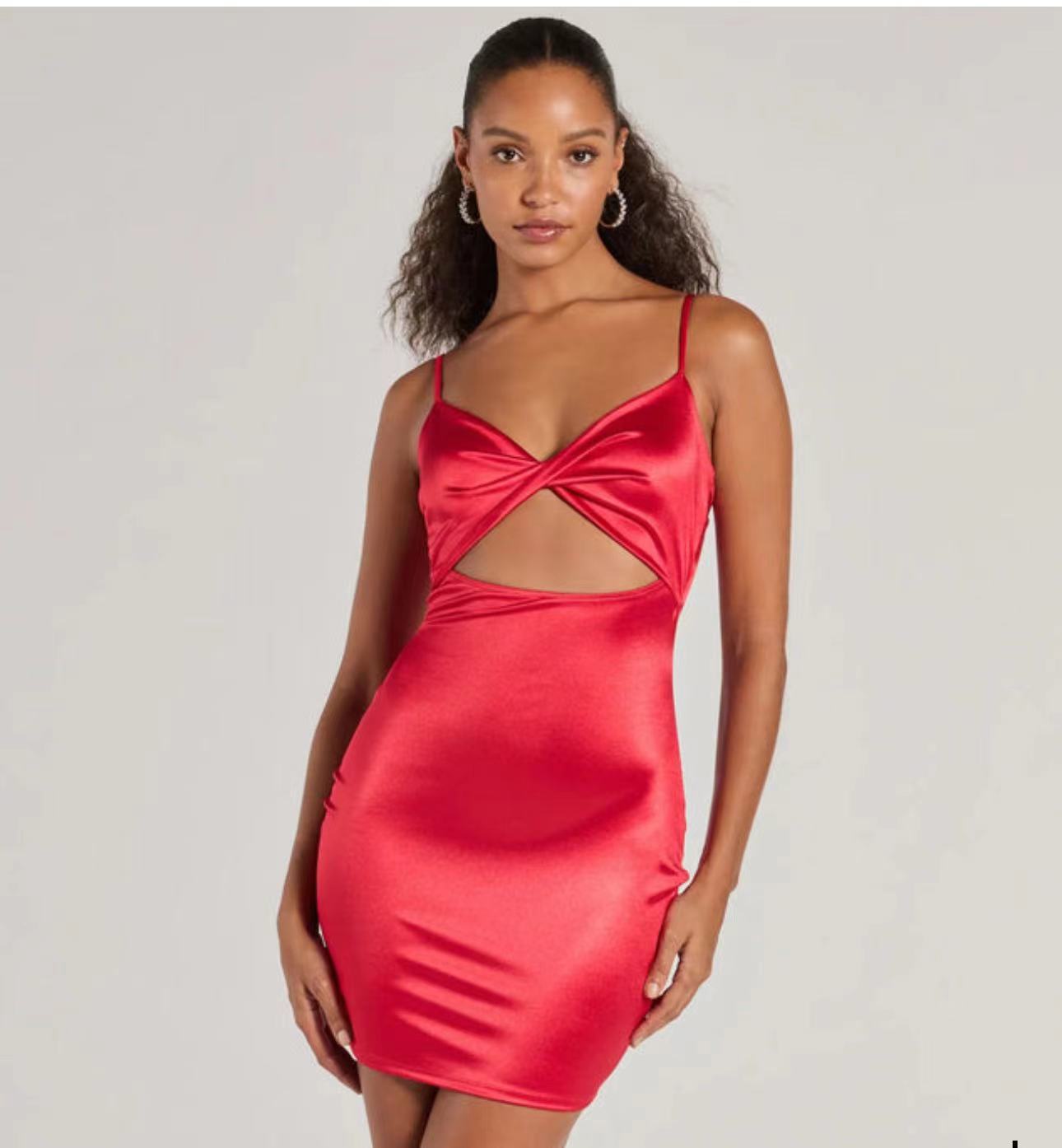 Giselle | Elegant and Sensual Backless Dress