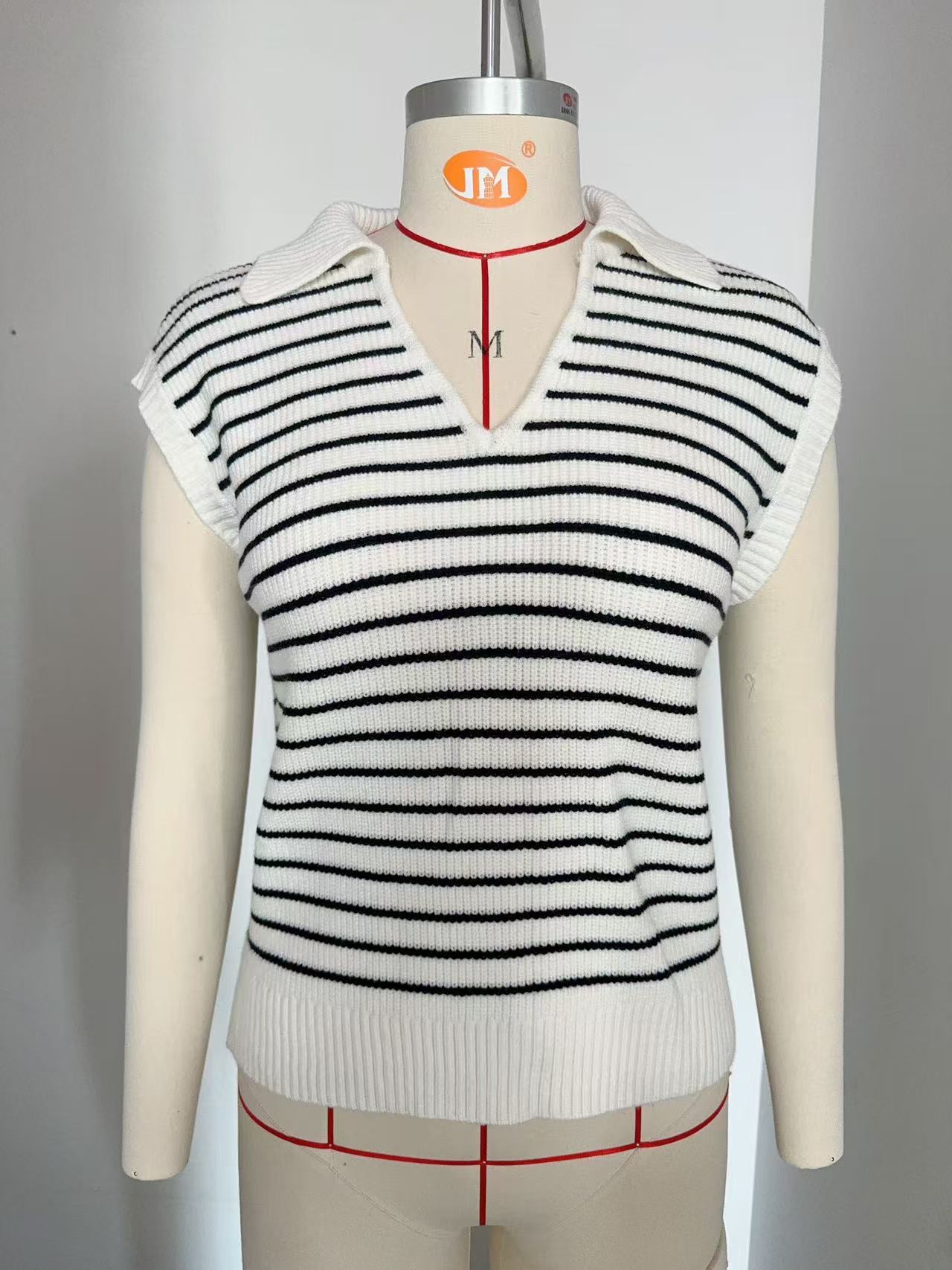 Luna™ | Elegant Striped V-Neck Sweater