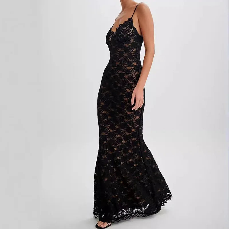 Noa | Cut-Out Black Lace Dress