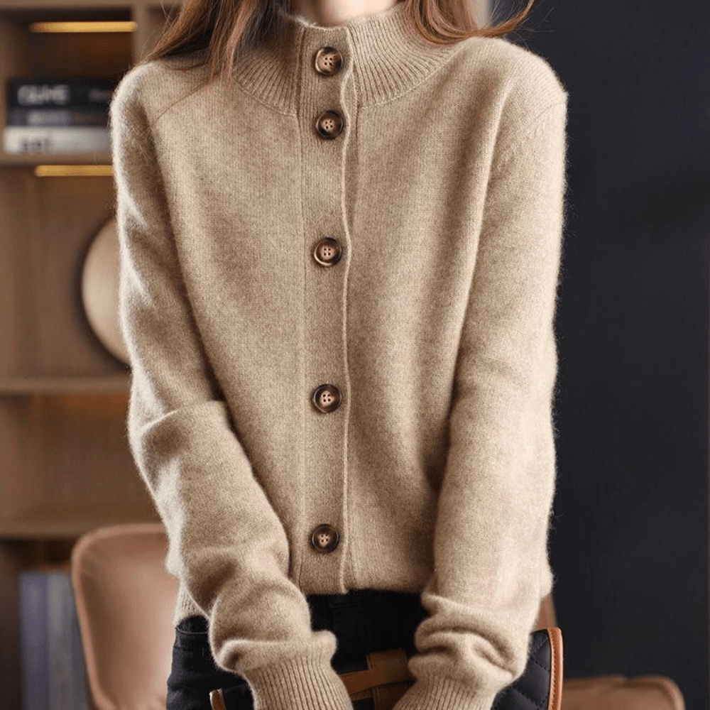 Amber | Luxurious Cashmere Knit Cardigan
