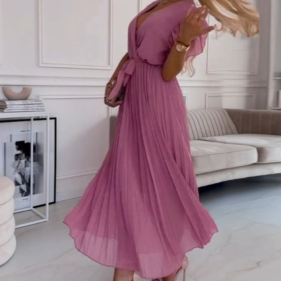 Amélie | Fluid Pleated Dress with V-Neck