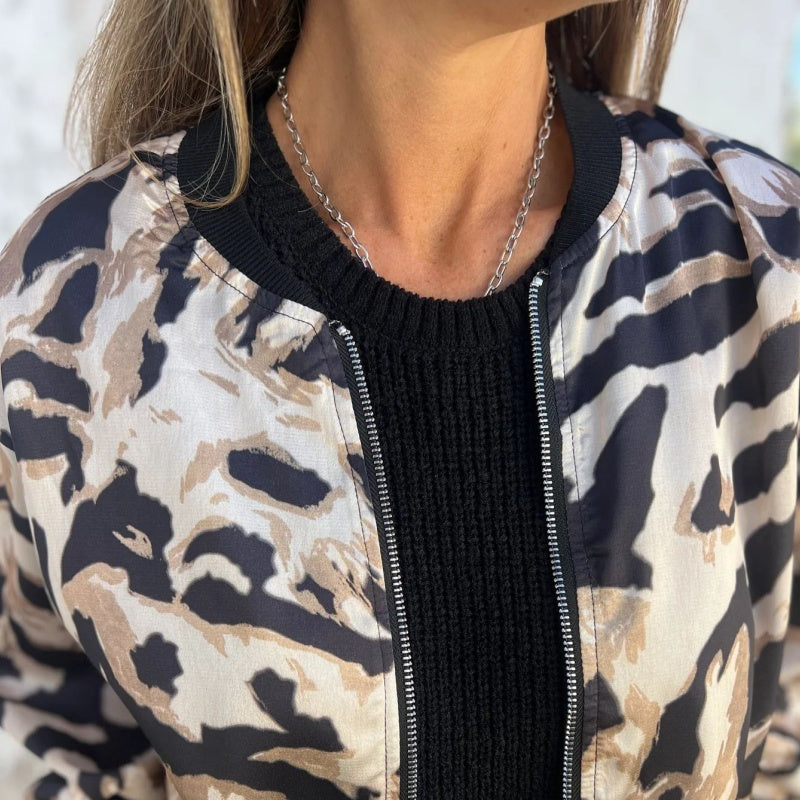 Salomé | Zip-Up Zebra Print Jacket