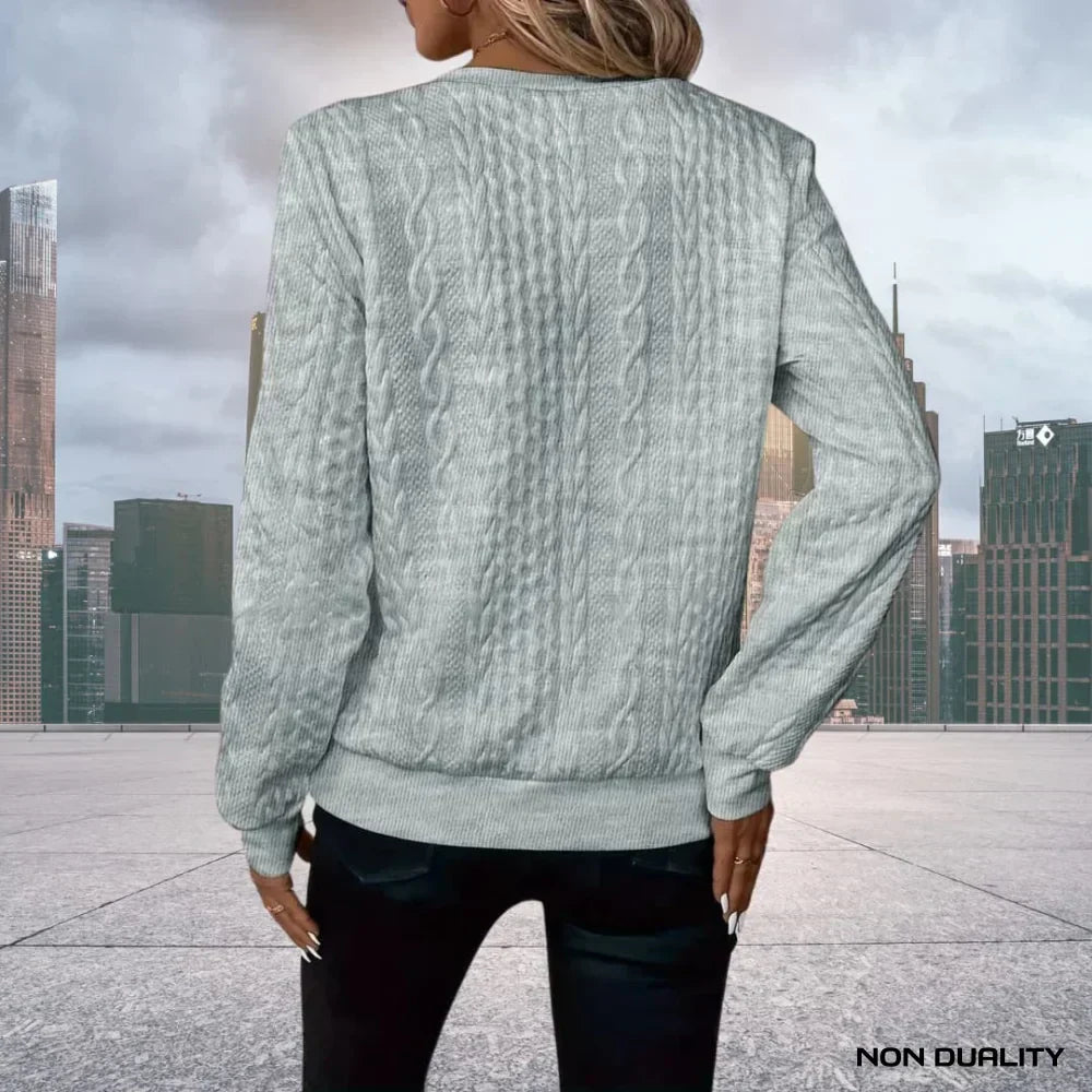 Luna | Elegant Zip-Up Sweater