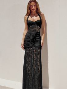 Léana | Sensual Lace & Romantic Slit