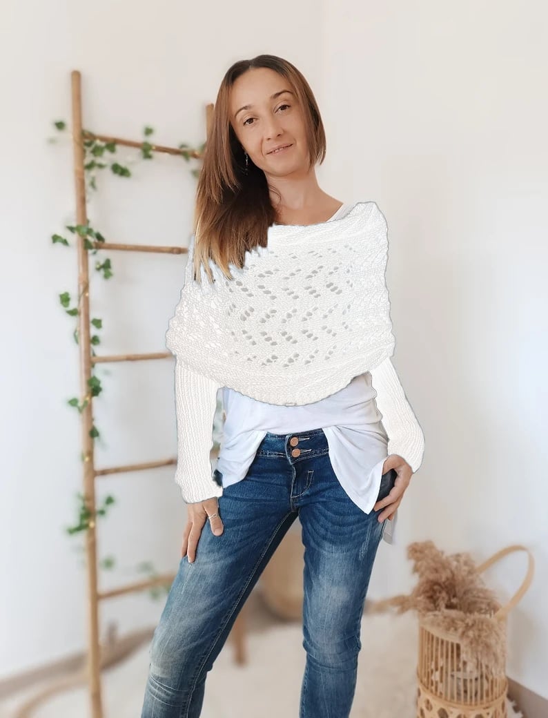 Nomine™ | Knitted Scarf with Sleeves