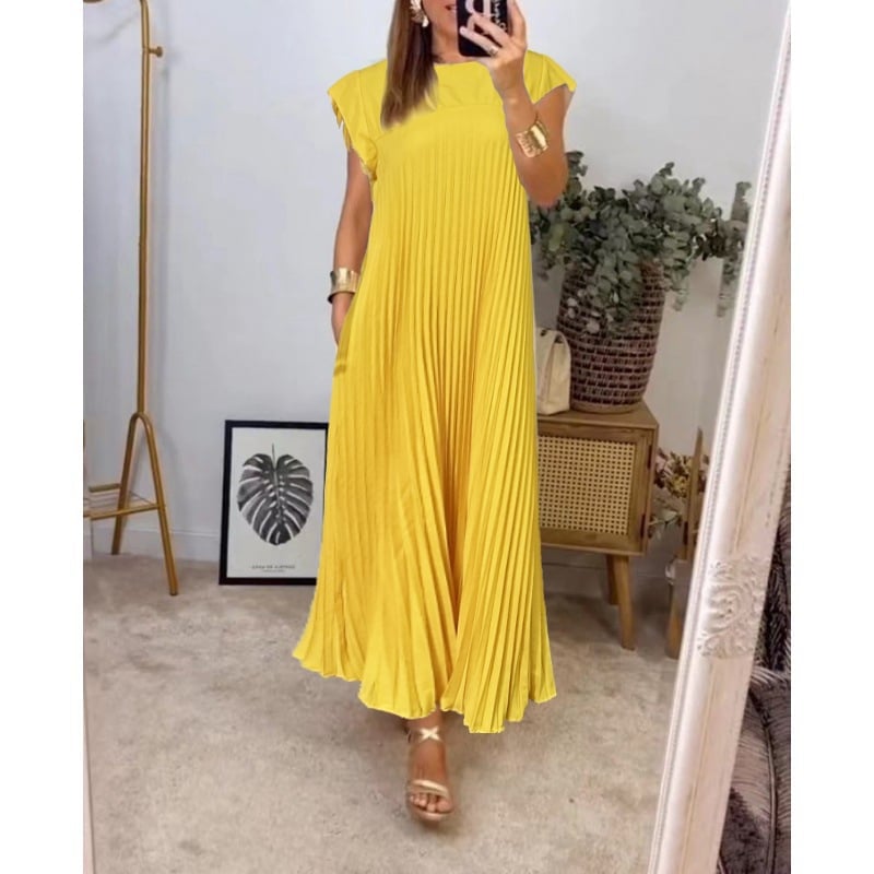 Auriane | Pleated Solid Dress