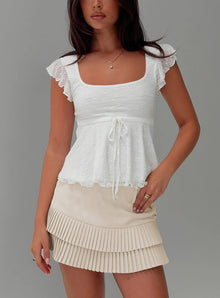 Olivia | Romantic & Airy Top