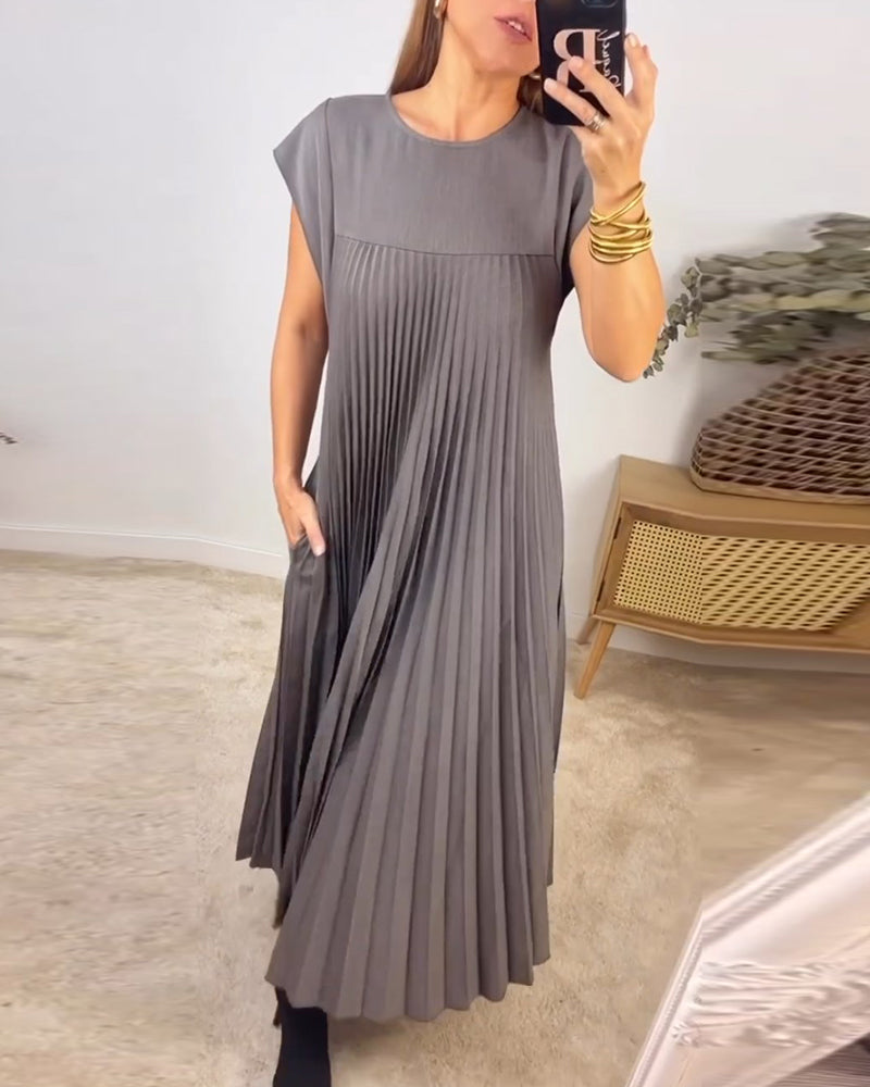 Énora | Solid Pleated Sleeveless Dress