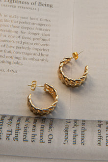 Open Hoop Earrings Damian in Gold