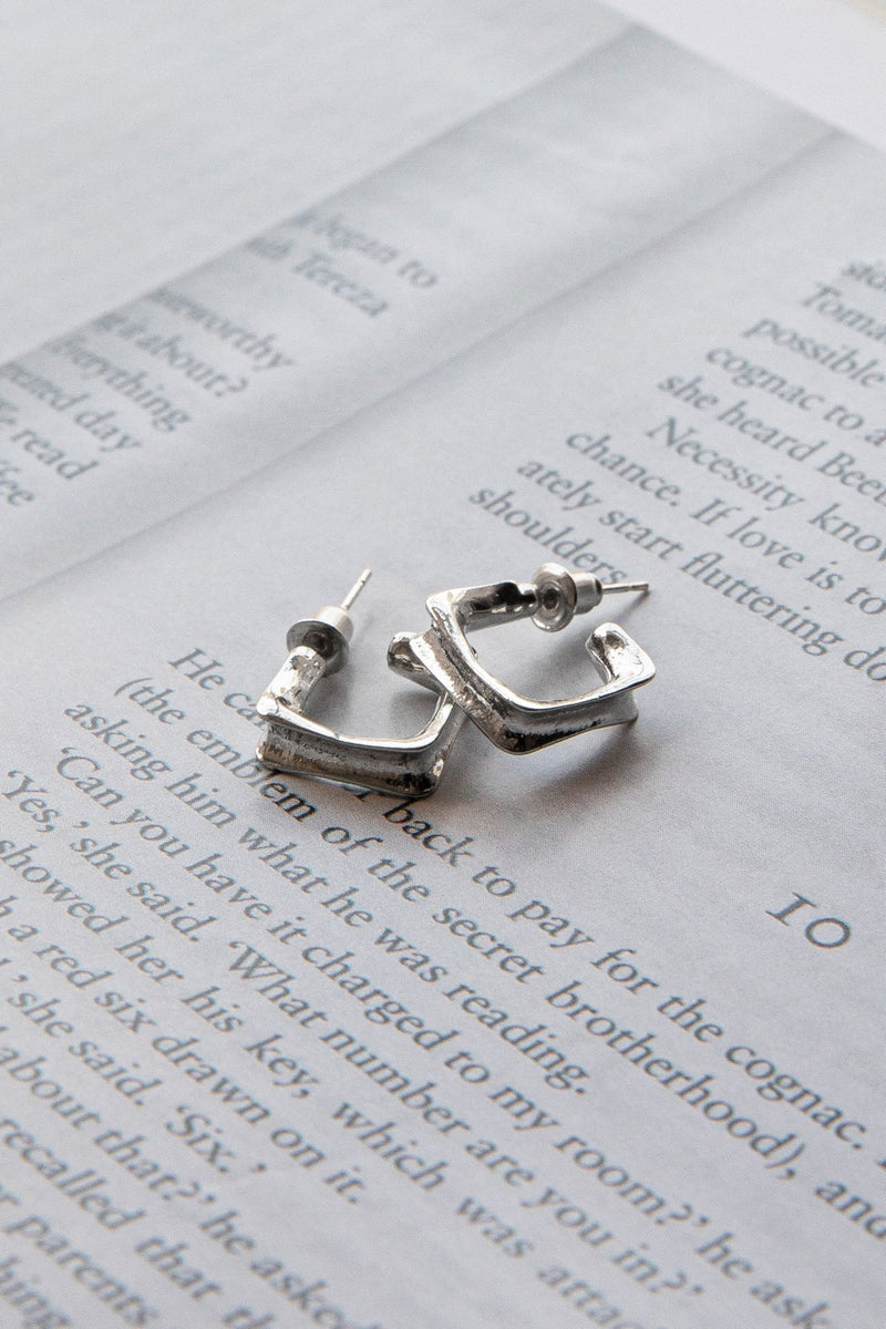 Open Hoop Earrings Isis in Silver