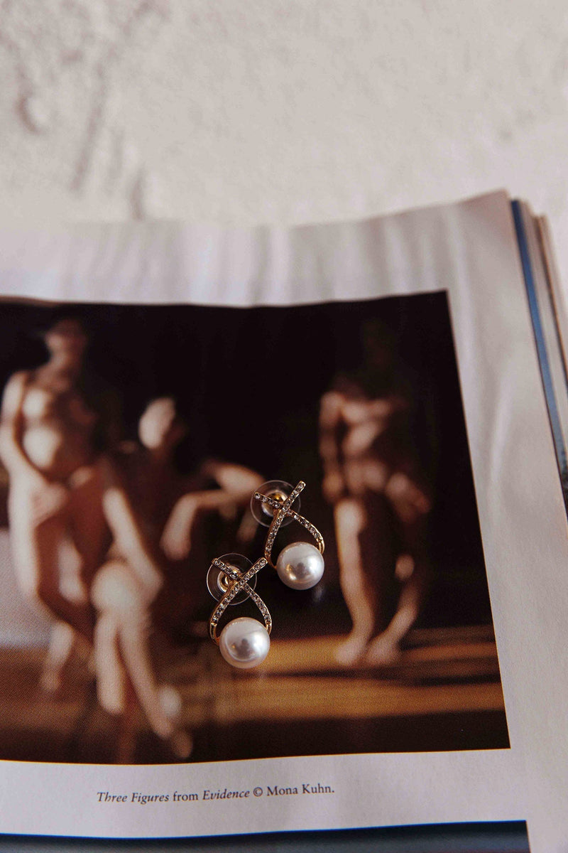 Aliyah Diamante X Pearl Gold Earrings