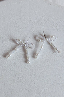 Anita Stud Earrings with Beaded Bow
