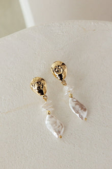 Elysian Hanging Pearl Earrings