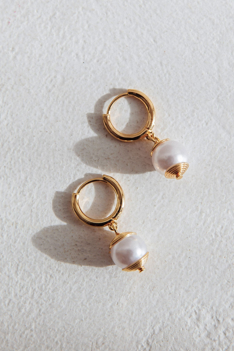 Golden Ebony Drop Pearl Earrings