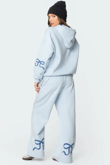Hannah | Cozy Sweatshirt with Bow