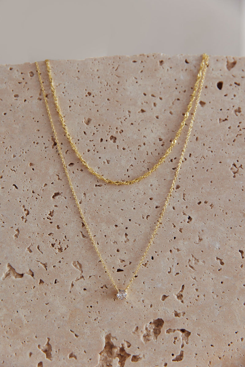 Sarai Gold Crystal Pendant Necklace