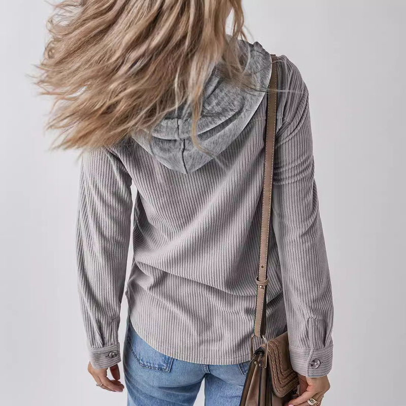 Lyanna™ | Elegant V-Neck Sweater with Zipper
