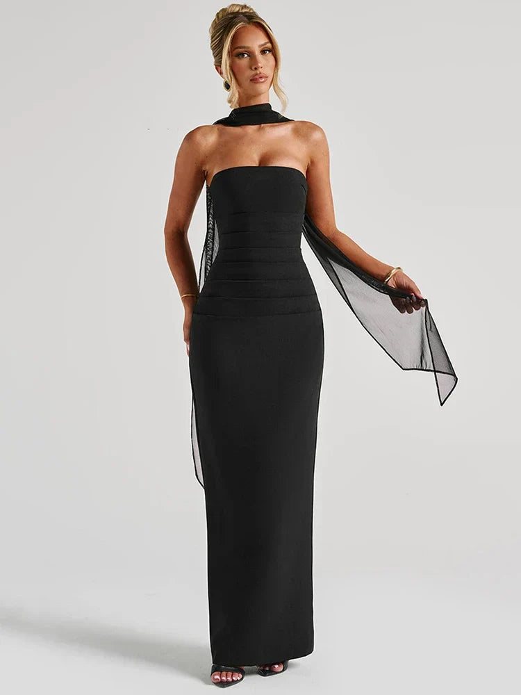 Naïma | Elegant Dress & Majestic Allure
