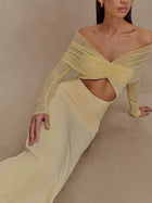 Aylin | Off-Shoulder Dress & Sculpting Detail